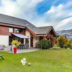 maison-dans-les-alpes-gite-les-12-sommets.hotels-rhonealpes.com/